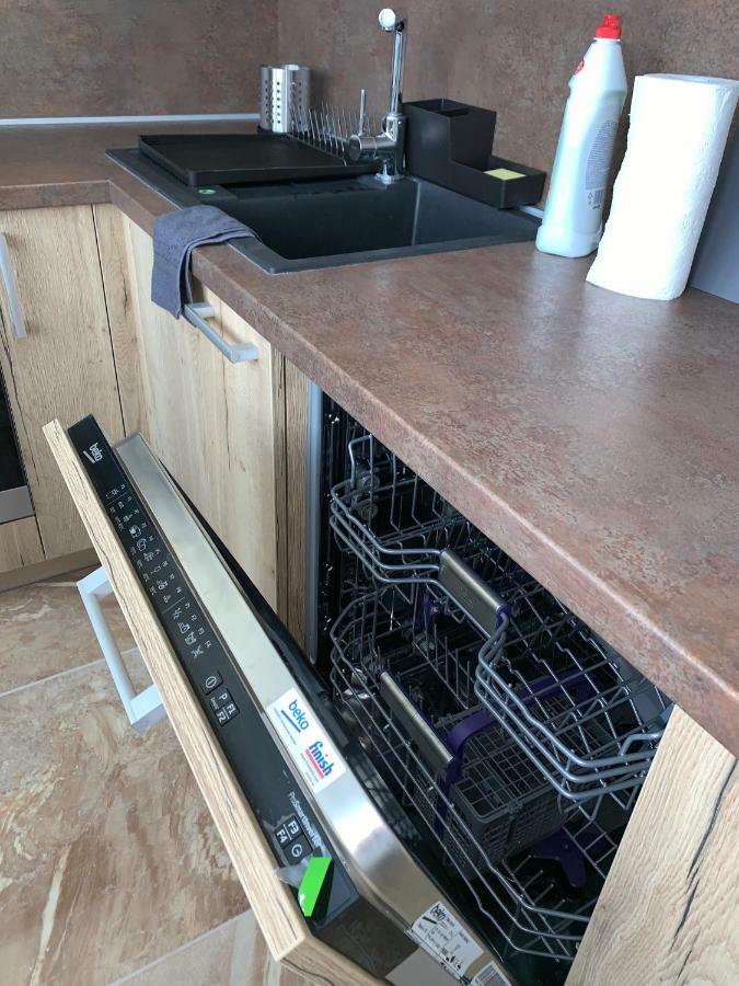Apartament Tt10 Botanicka Трнава Экстерьер фото