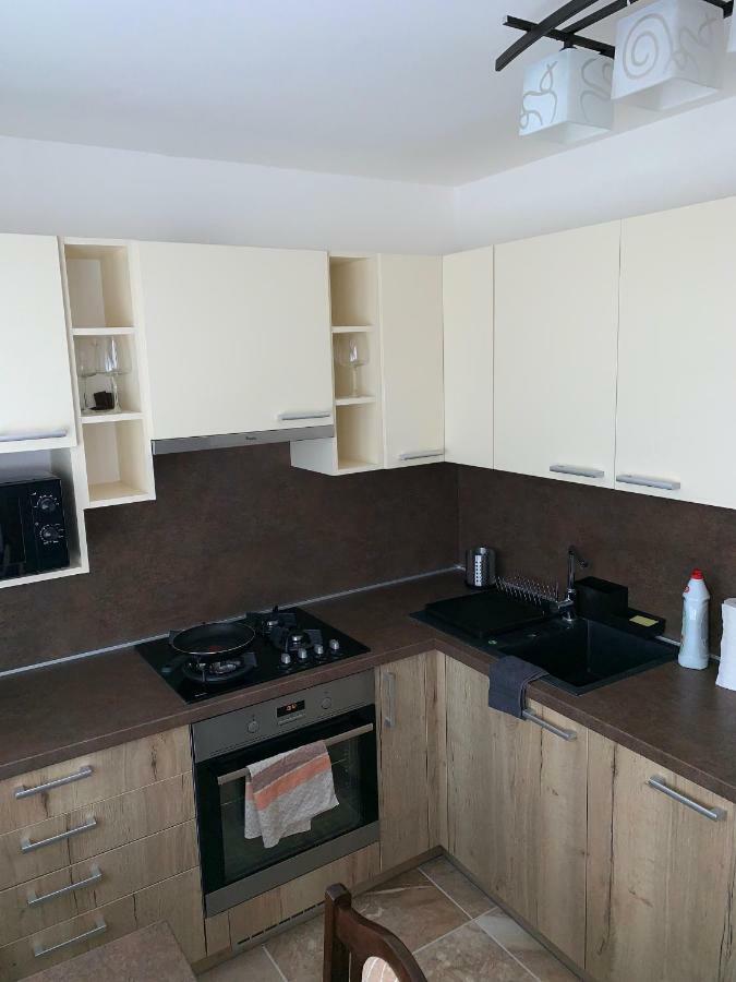 Apartament Tt10 Botanicka Трнава Экстерьер фото