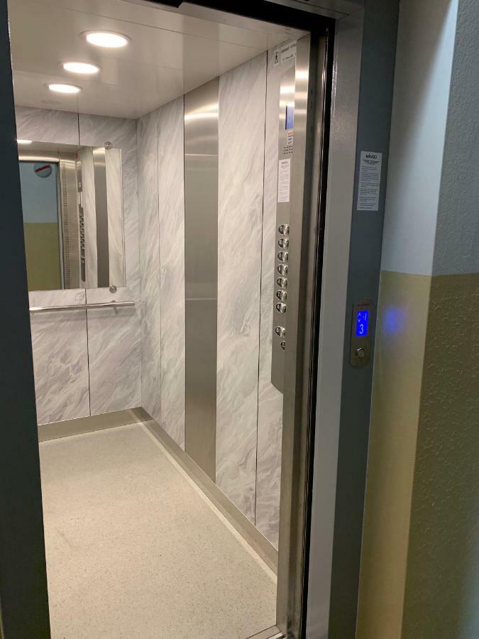 Apartament Tt10 Botanicka Трнава Экстерьер фото