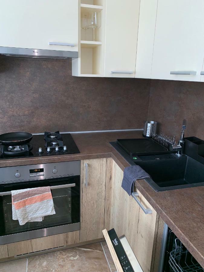Apartament Tt10 Botanicka Трнава Экстерьер фото